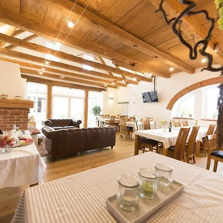 Farm stay Bauernhof Zoller *